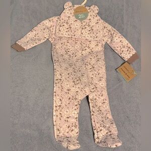 Girl’s Quilted 2-piece Footie Pajama & Hat Set * Lavender Allover Floral Design